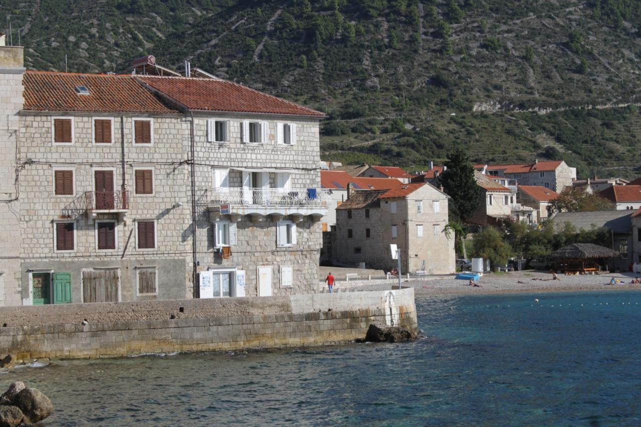 Apartments And Rooms By The Sea Komiza, Vis - 2431 Экстерьер фото